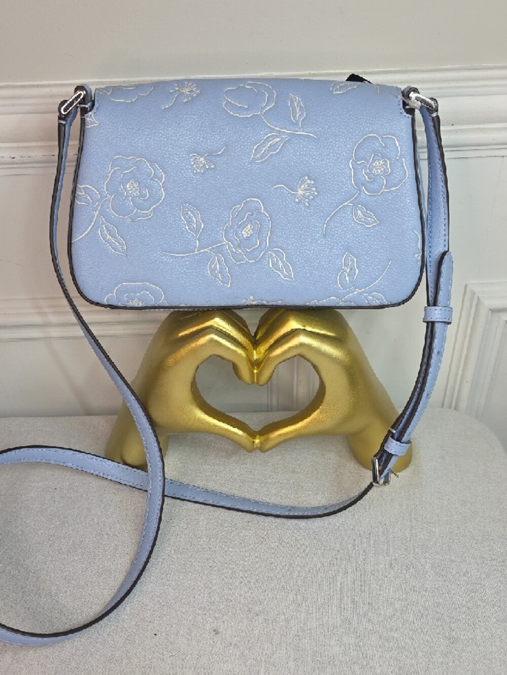 Kate Spade Sutton Floral Mini Crossbody Bag in North Star blue - Picture 5 of 7